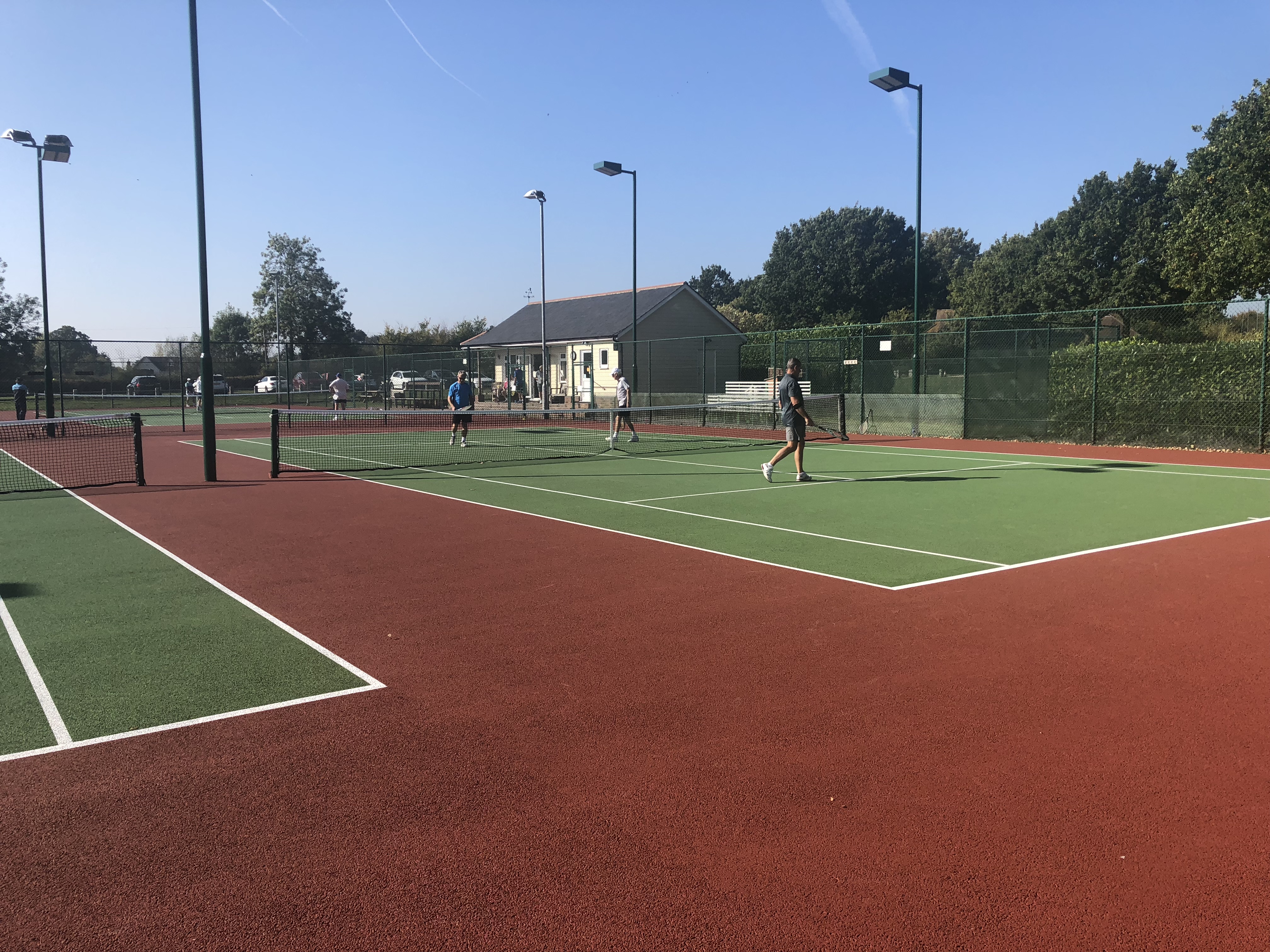 Brand-new tennis court surfaces resurfaced by ETC Sports in July 2018